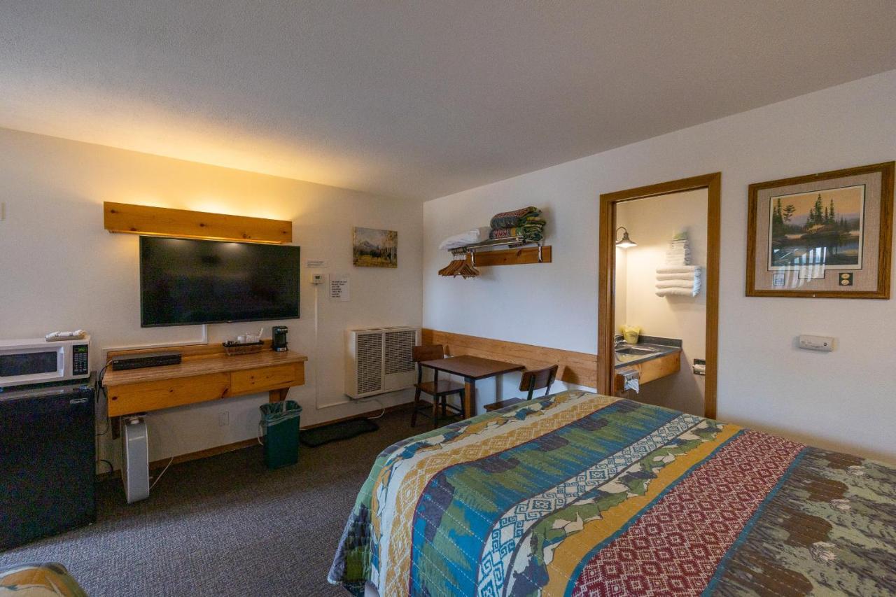 Elk Horn Lodge Cooke City Esterno foto